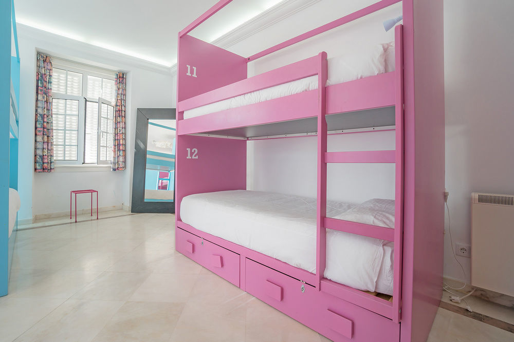 Blue Boutique Hostel & Suites Estoril Bagian luar foto