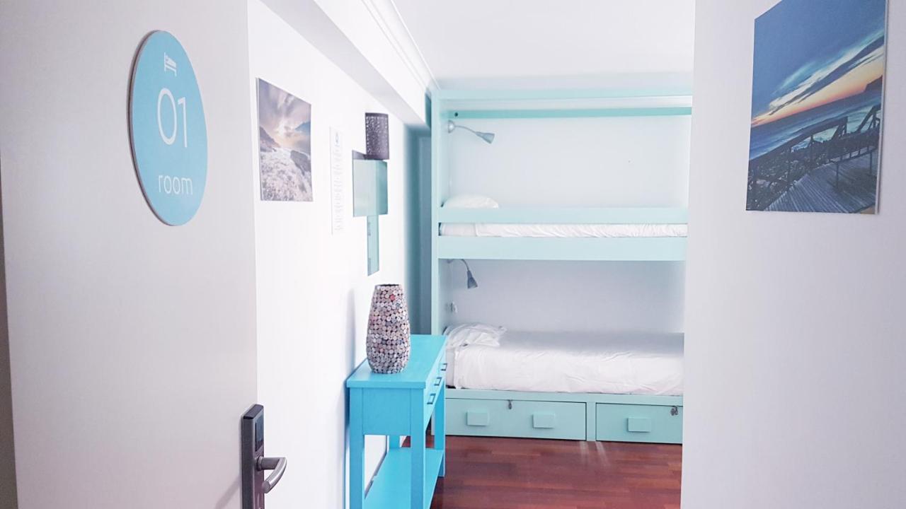 Blue Boutique Hostel & Suites Estoril Bagian luar foto